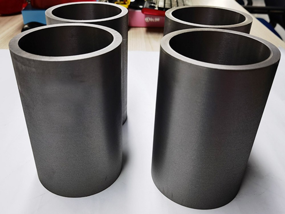 Ziziphi iimpembelelo ze-silicon ephezulu okanye ephantsi ekusebenzeni komatshini we-grey cast iron 200?