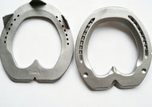 Ubungakanani be-5 Ukuphosa iHorseshoes